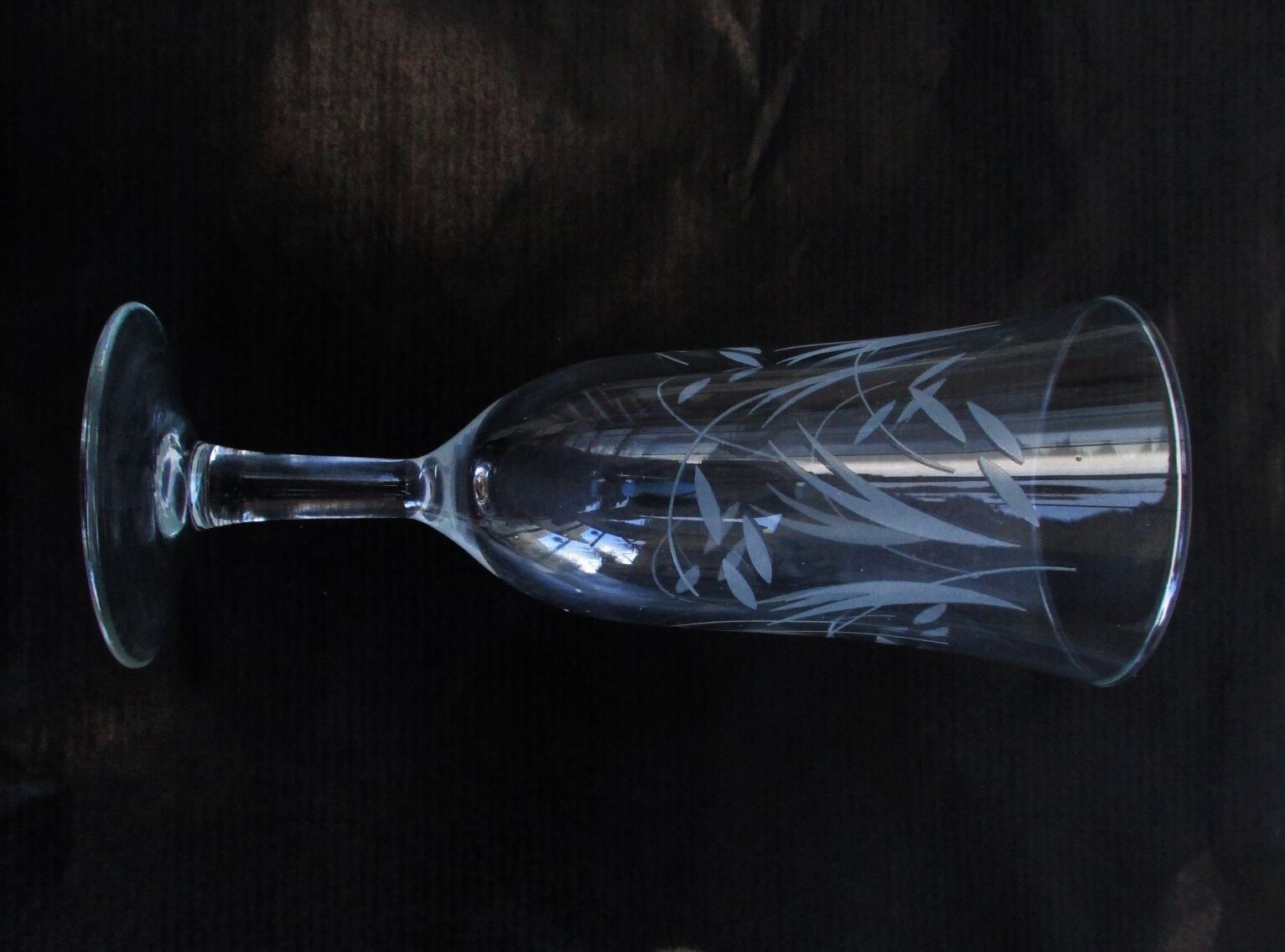 Flûtes à champagne, forme tulipe , verre gravé, lot de 9 Selency