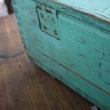 Green vintage wood tool case