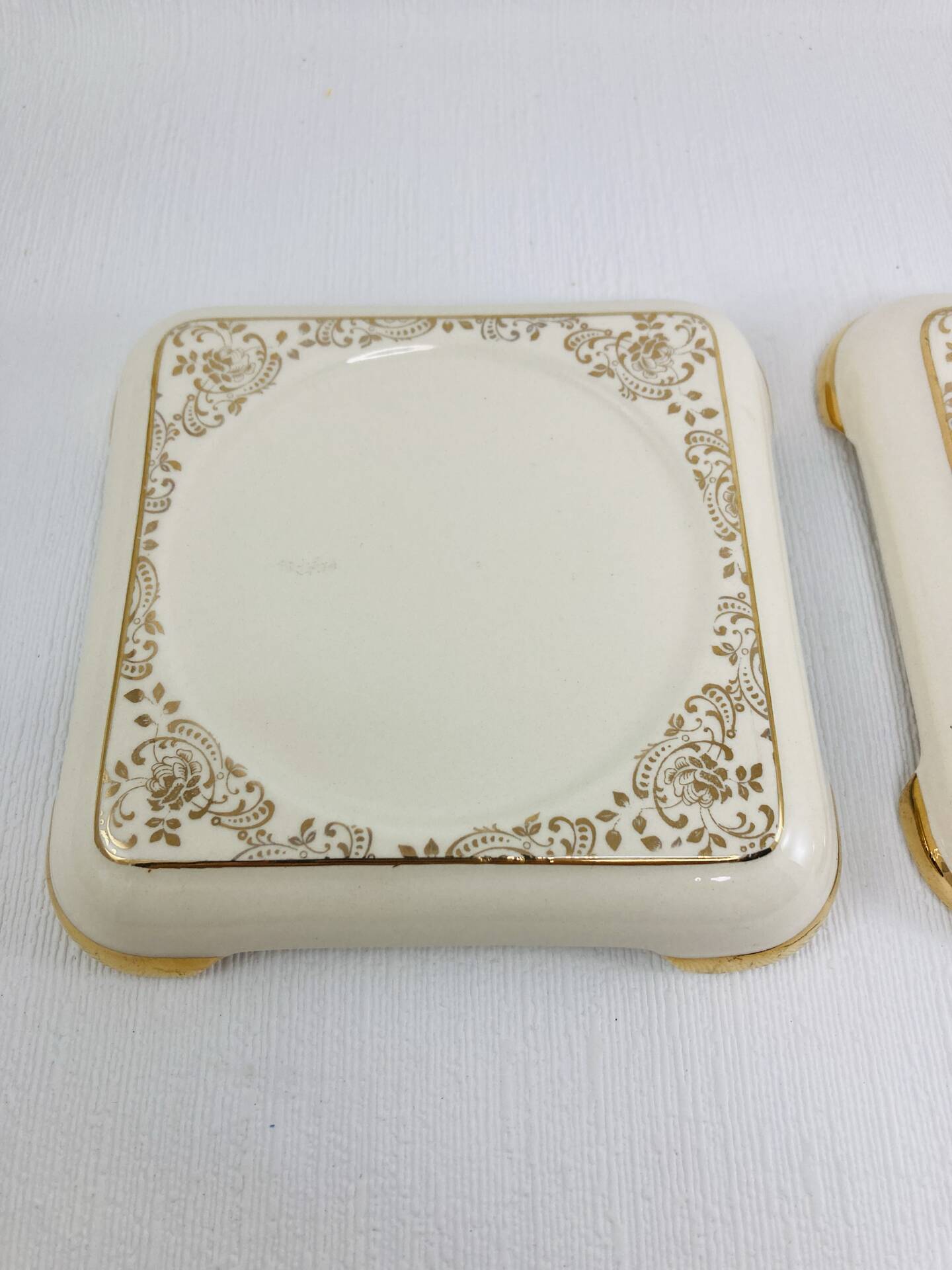 Trivet / Bottles Villeroy & Boch Gold Mettlach Saar 47-56