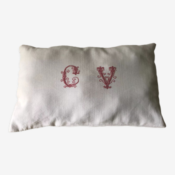 Coussin Monogramme CV