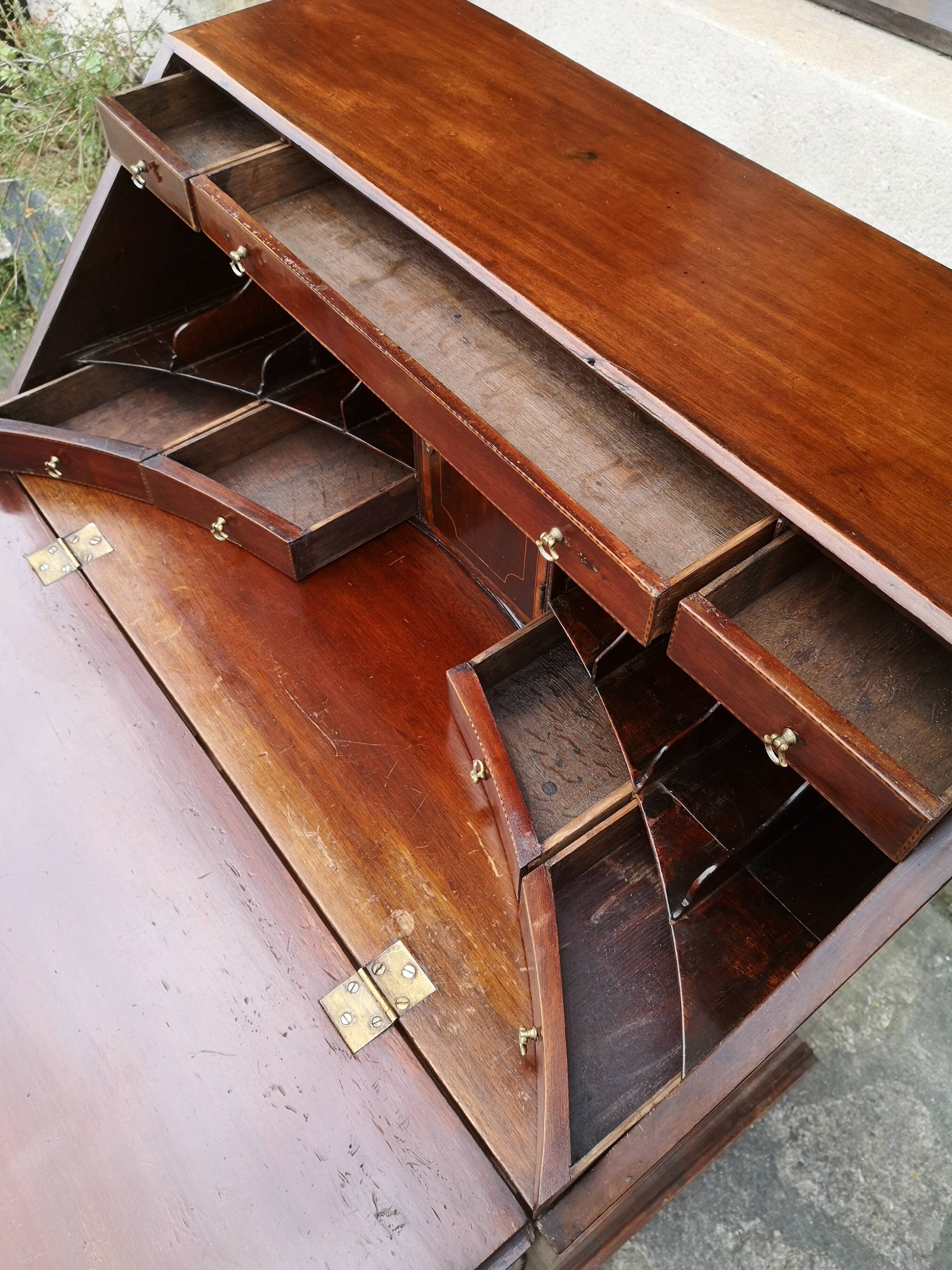 Bureau Scriban