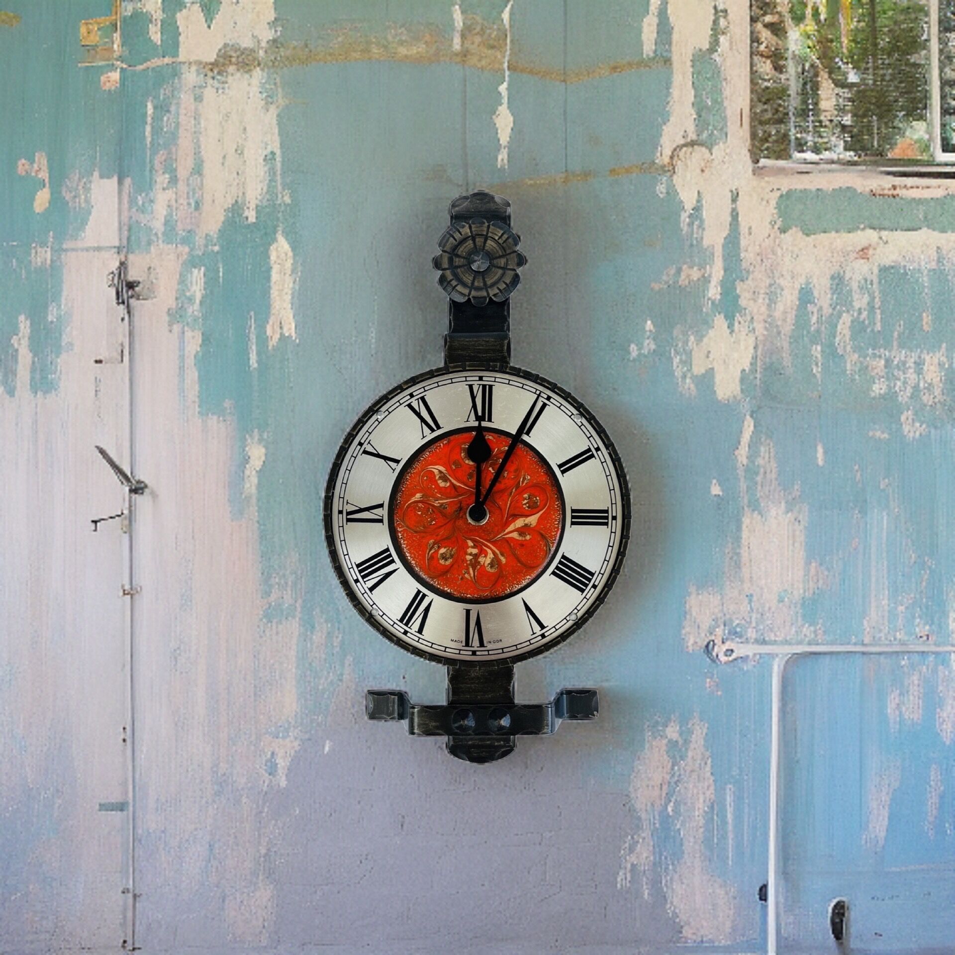 Metalwork electric wall clock VEB Elektrobau Greiz, Germany 1970s
