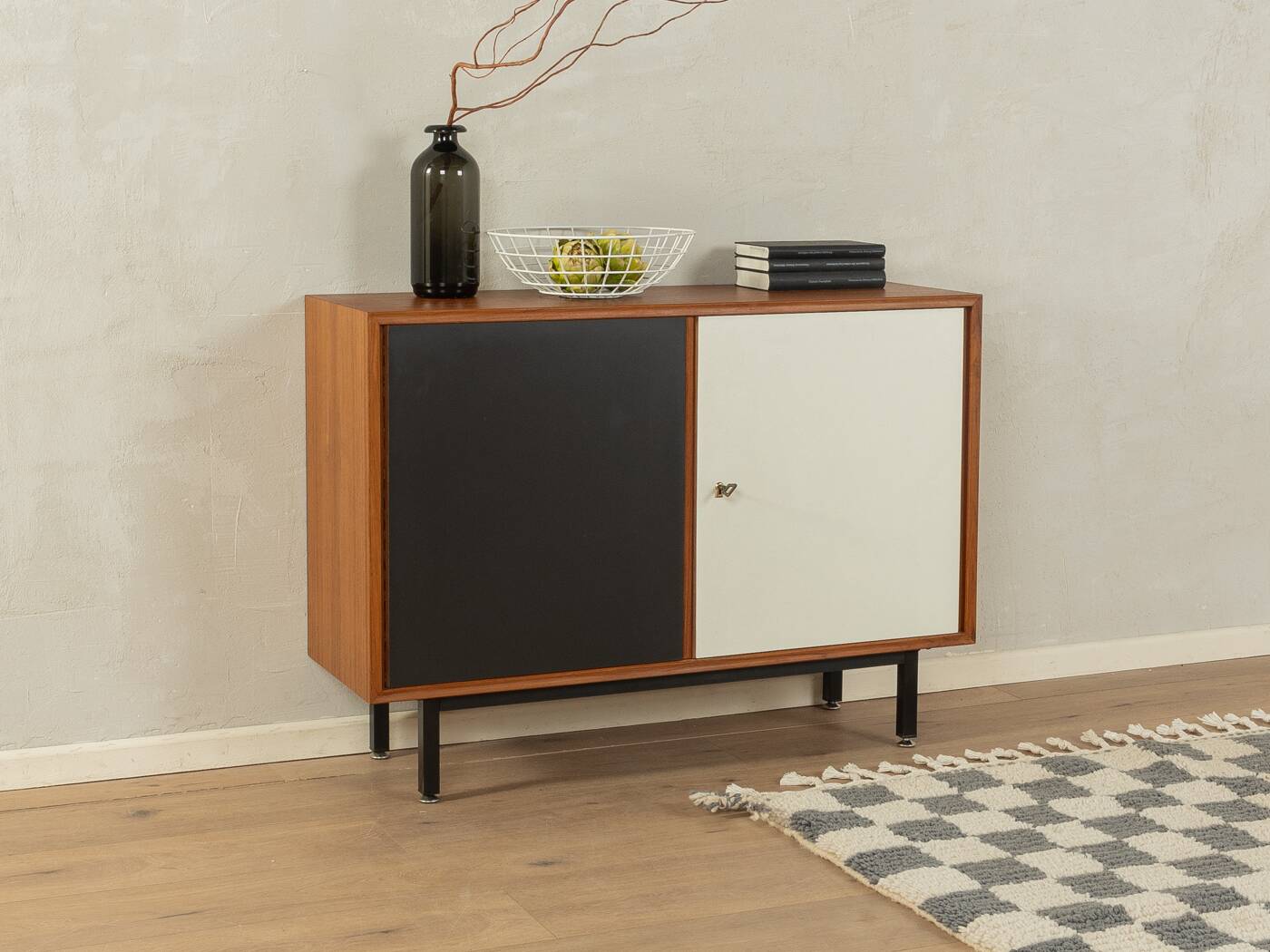 1960s Dresser
