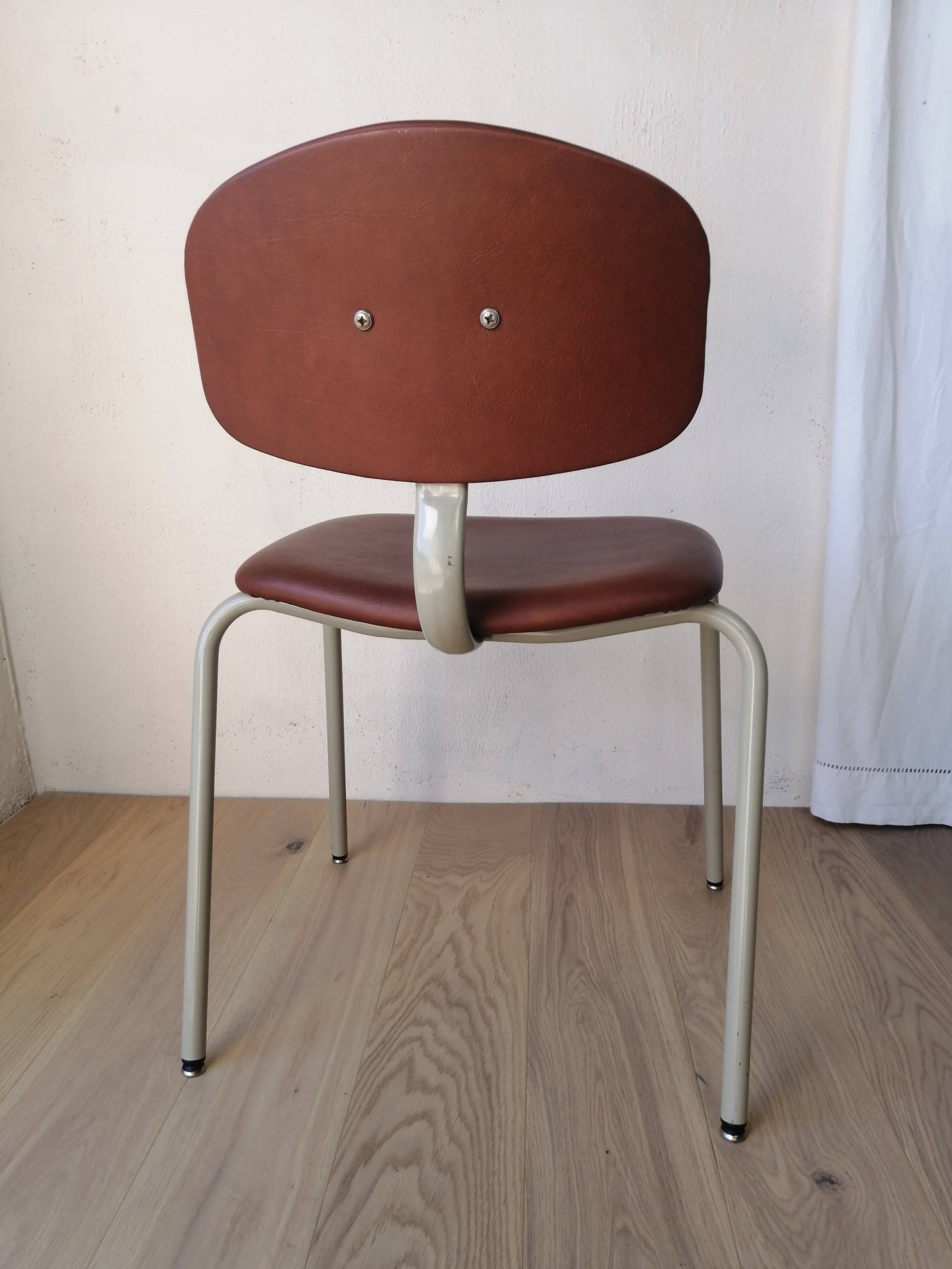 Set of 8 armchairs and chairs 420-44 Strafor-Steelcase