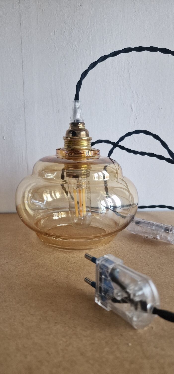 Amber glassware walk