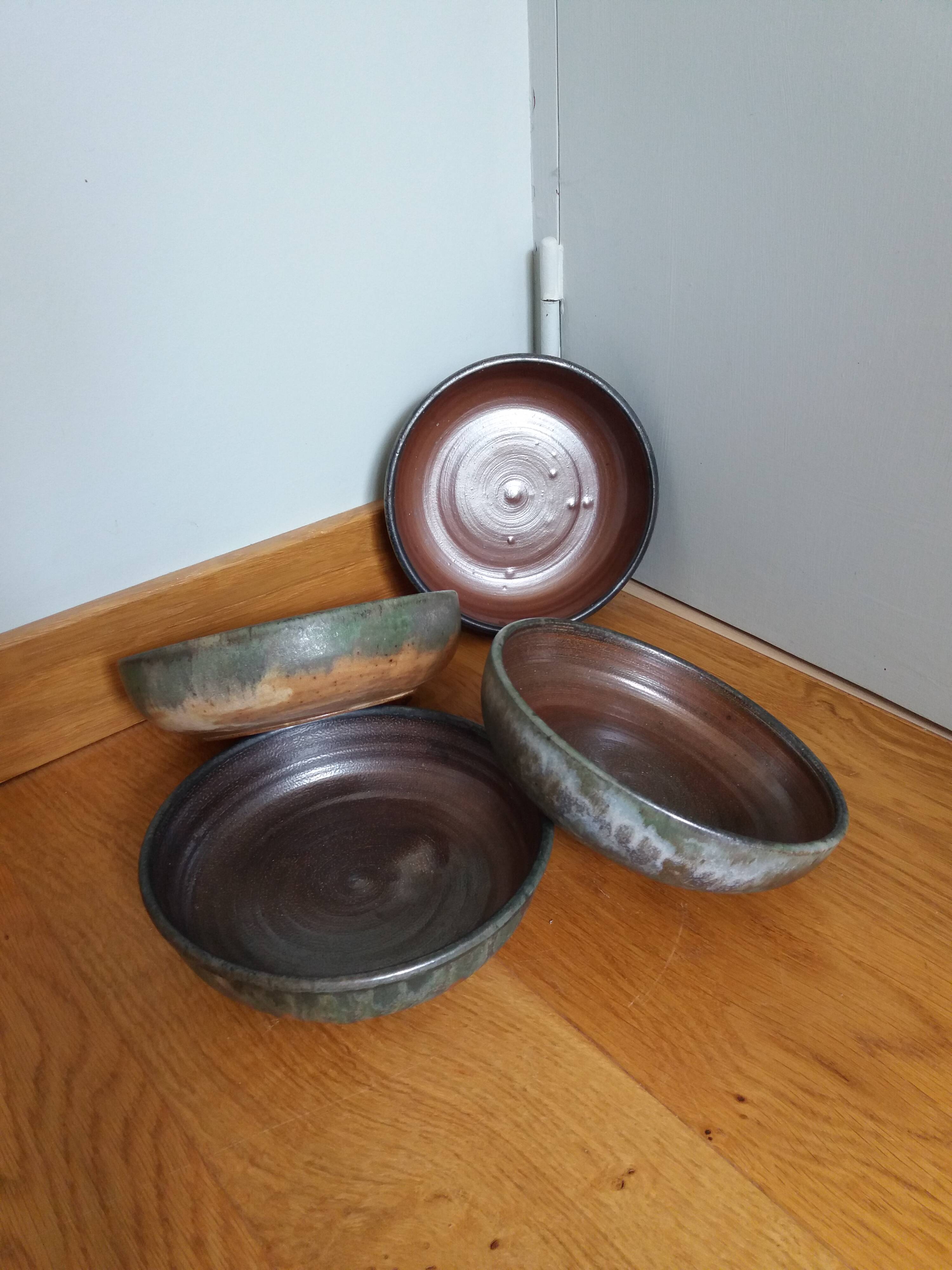 Bouffioulx soup plates plates signed Maurice Pitot Belgium