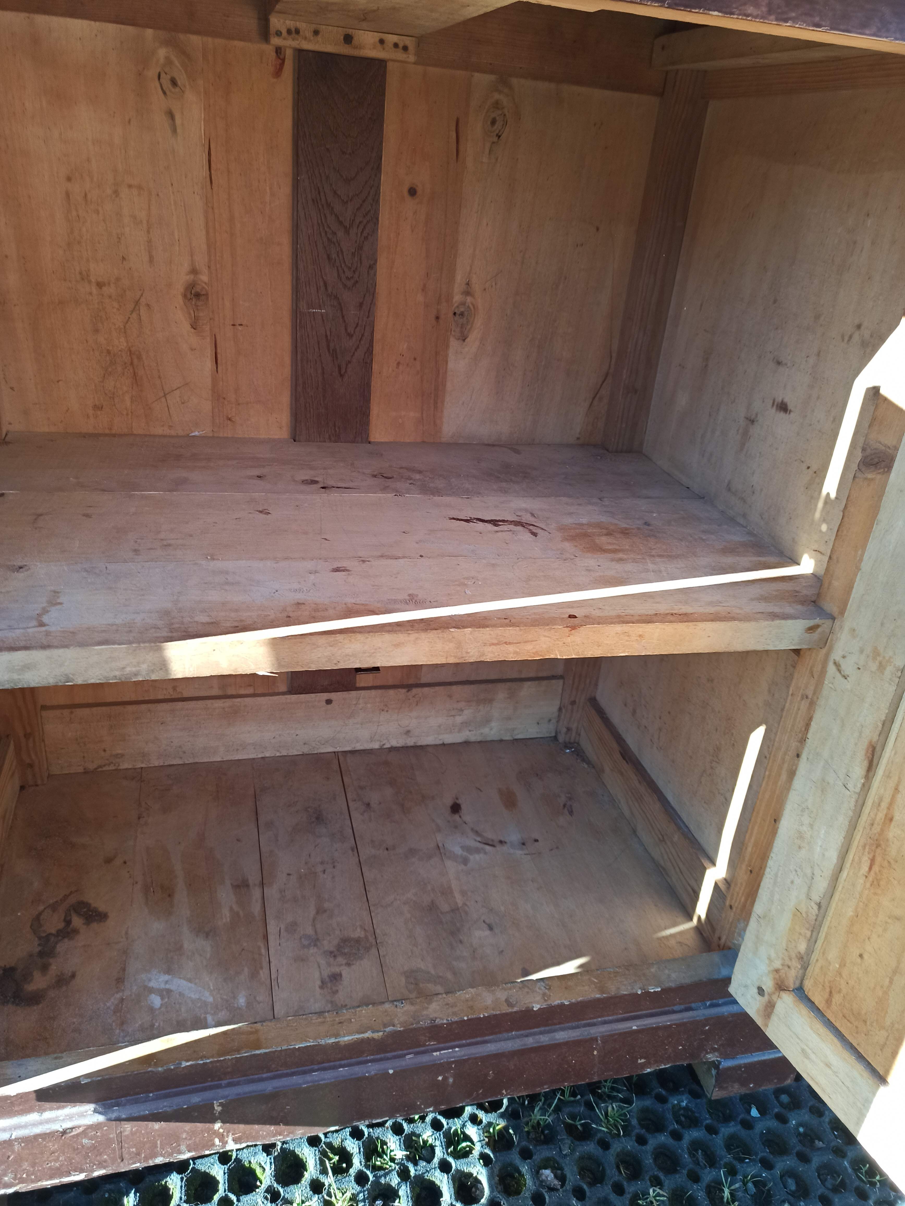 Low Parisian buffet Solid support height two doors 2 drawers