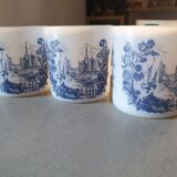 Set of 5 cups