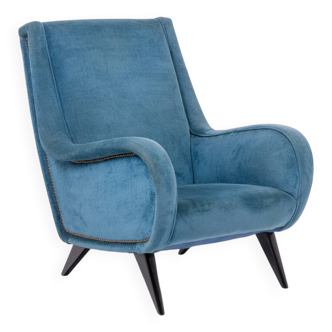 Blue velvet armchair, beech base. 1950s.