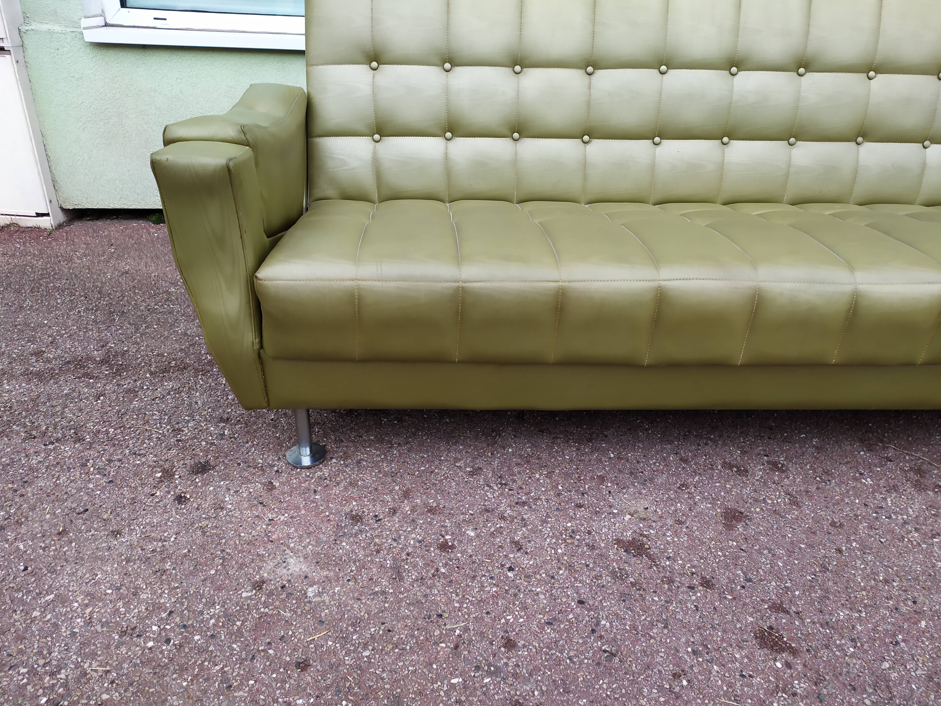 Canapé lit 3 places vintage skaï effet bois vert 1970