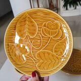 7 Sarreguemines water lily plates