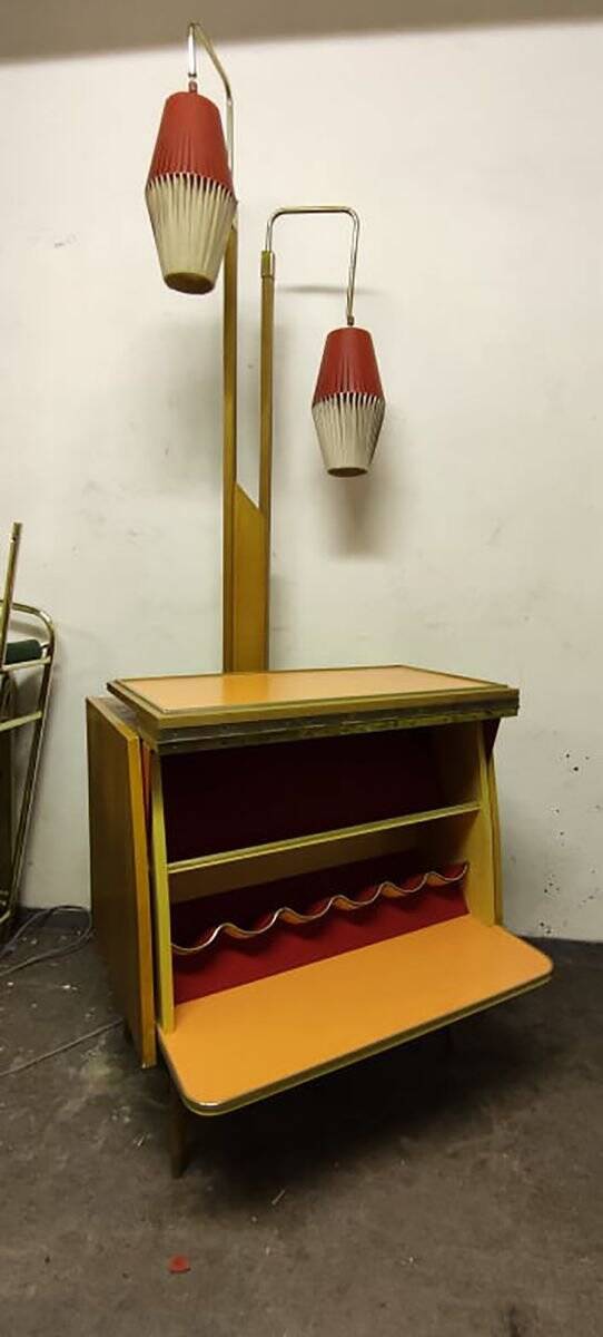 Brown walnut cocktail cabinet with integrated lamp holders and 2 lampshades, 1950s