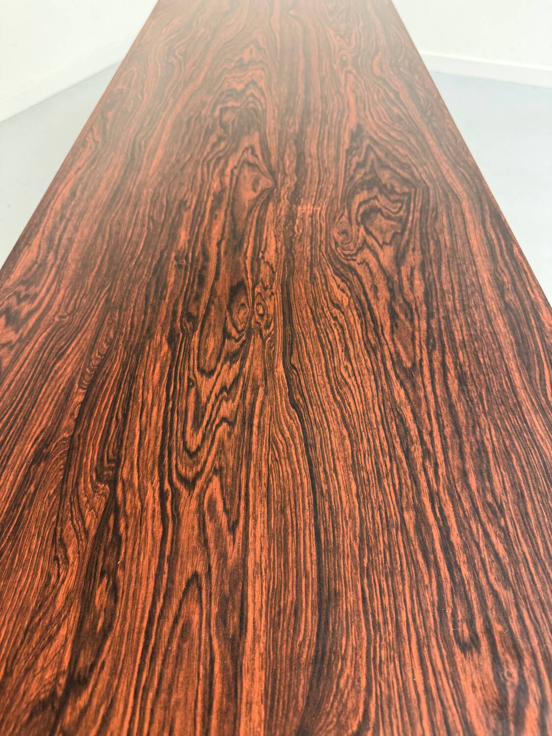 Antique and XXL Italian design coffee table from the 70s, rosewood veneer