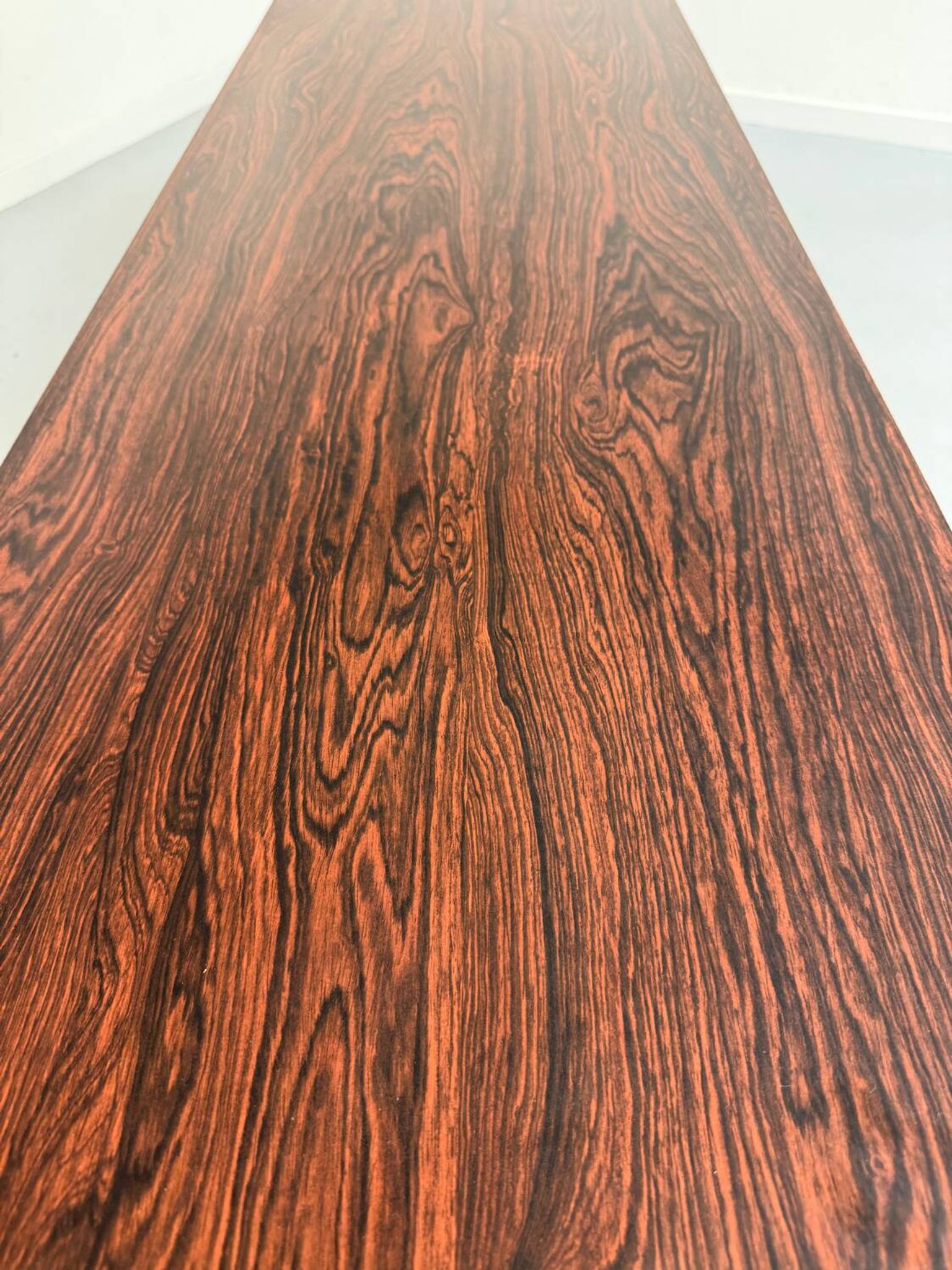 Antique and XXL Italian design coffee table from the 70s, rosewood veneer