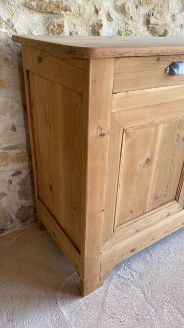 country buffet in raw wood