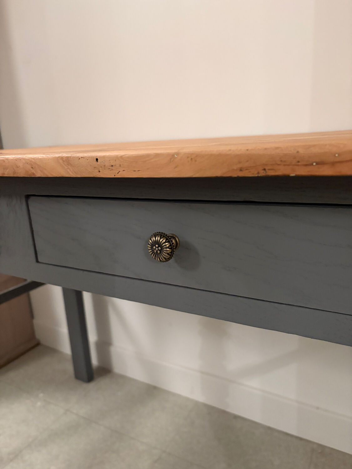 Revisited antique desk - matte grey and natural top
