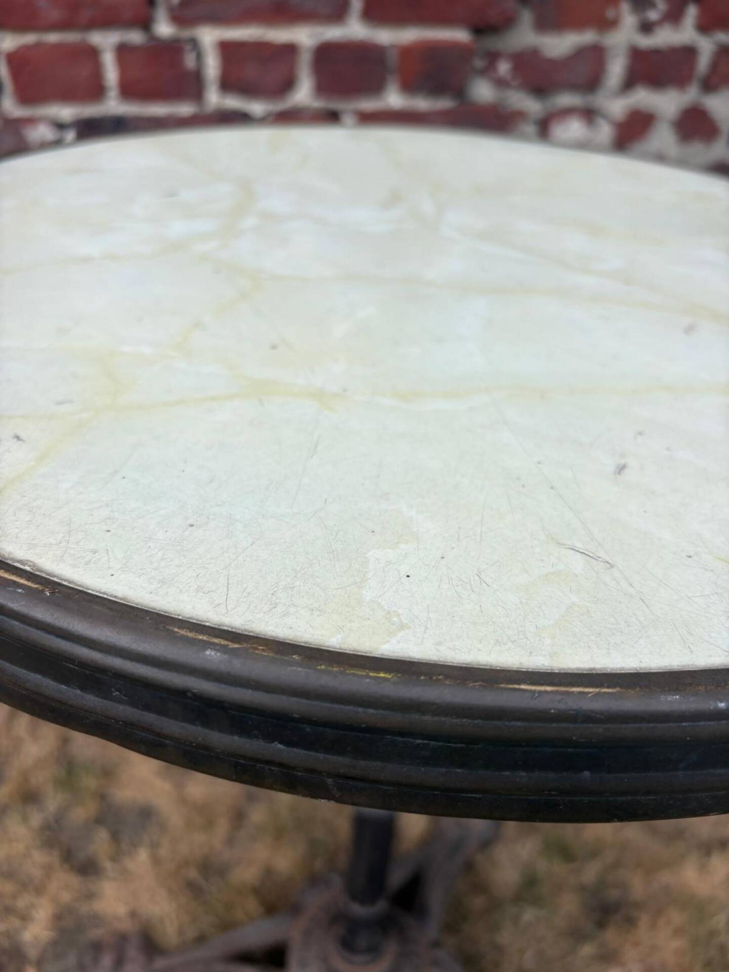 Table de bistrot ancienne