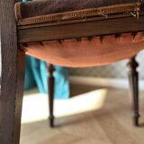Chaise ancienne style Louis XVI – Velours chocolat & bois sculpté