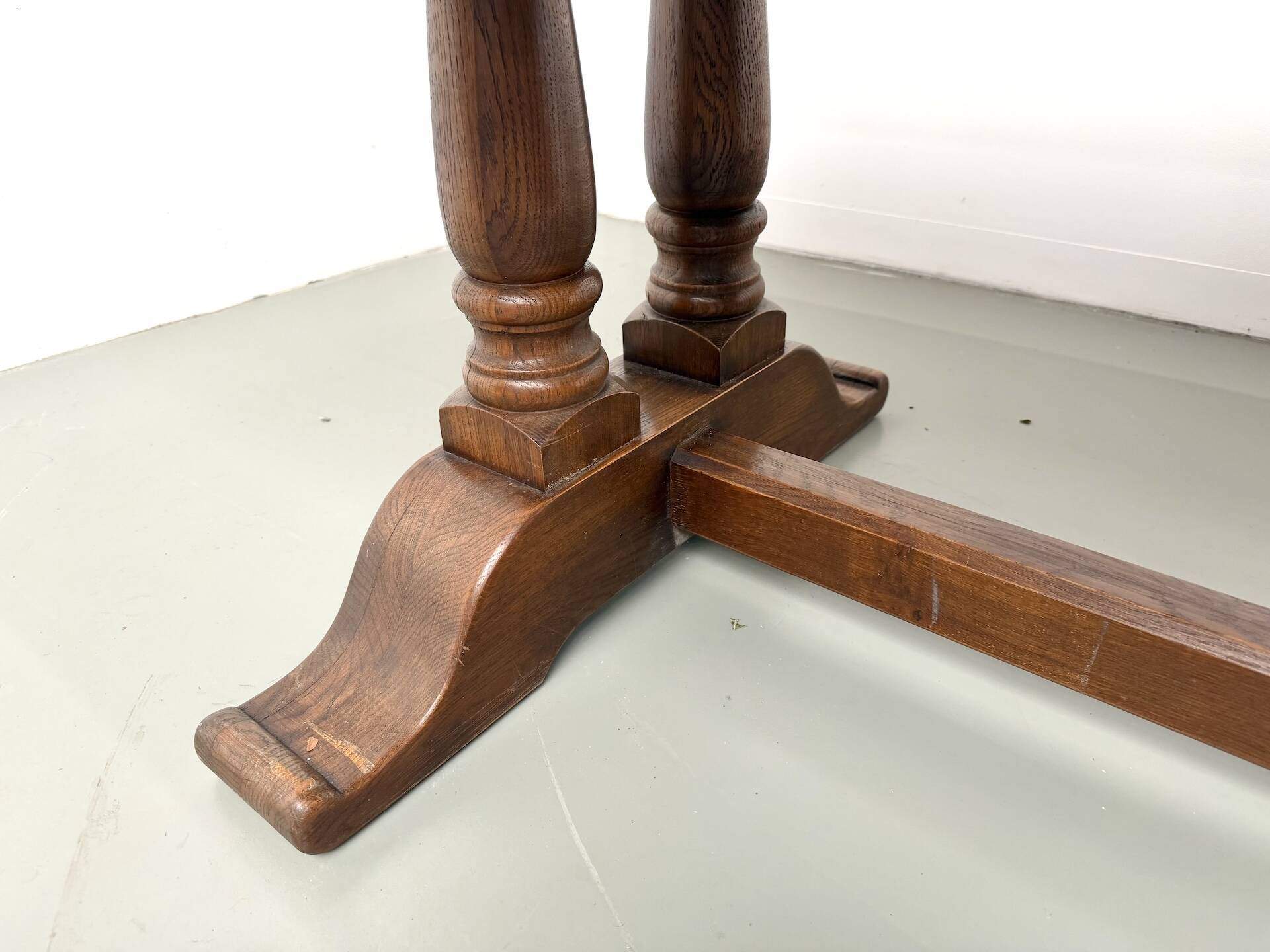 Table de ferme bourgeoise en chêne, années 50