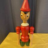 Statuette de pinocchio en bois articule jouet ancien