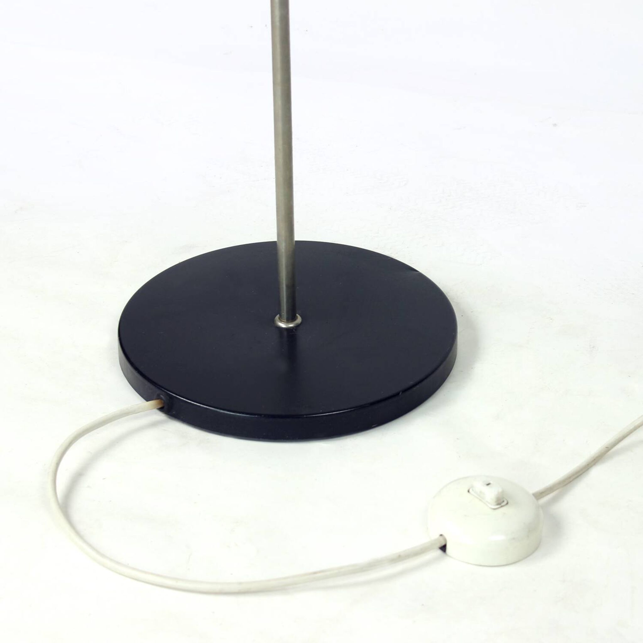 Lampadaire sur pied par Veb Wohnraumleuchten, Allemagne 1970