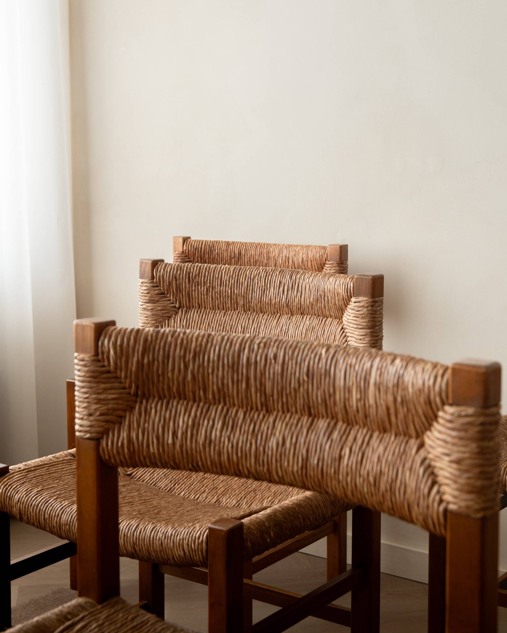 Vintage set of six French mid-century dining chairs in wood and rush, 1960s