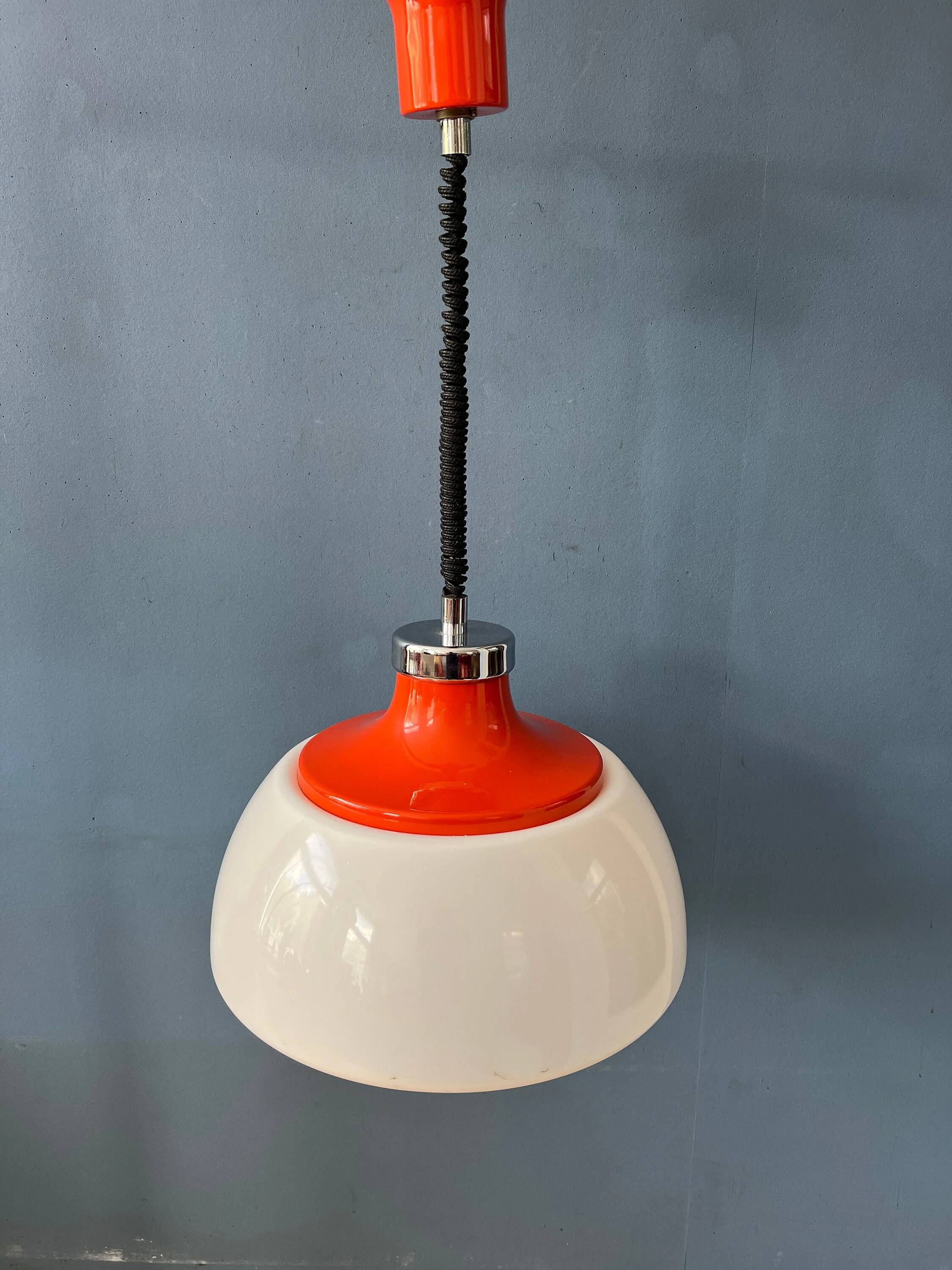 Suspension Space Age massive in white plexiglass Mid-Century with a red top cap.