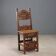 Chaise baroque ancienne en noyer sculpté, XVIIe siècle