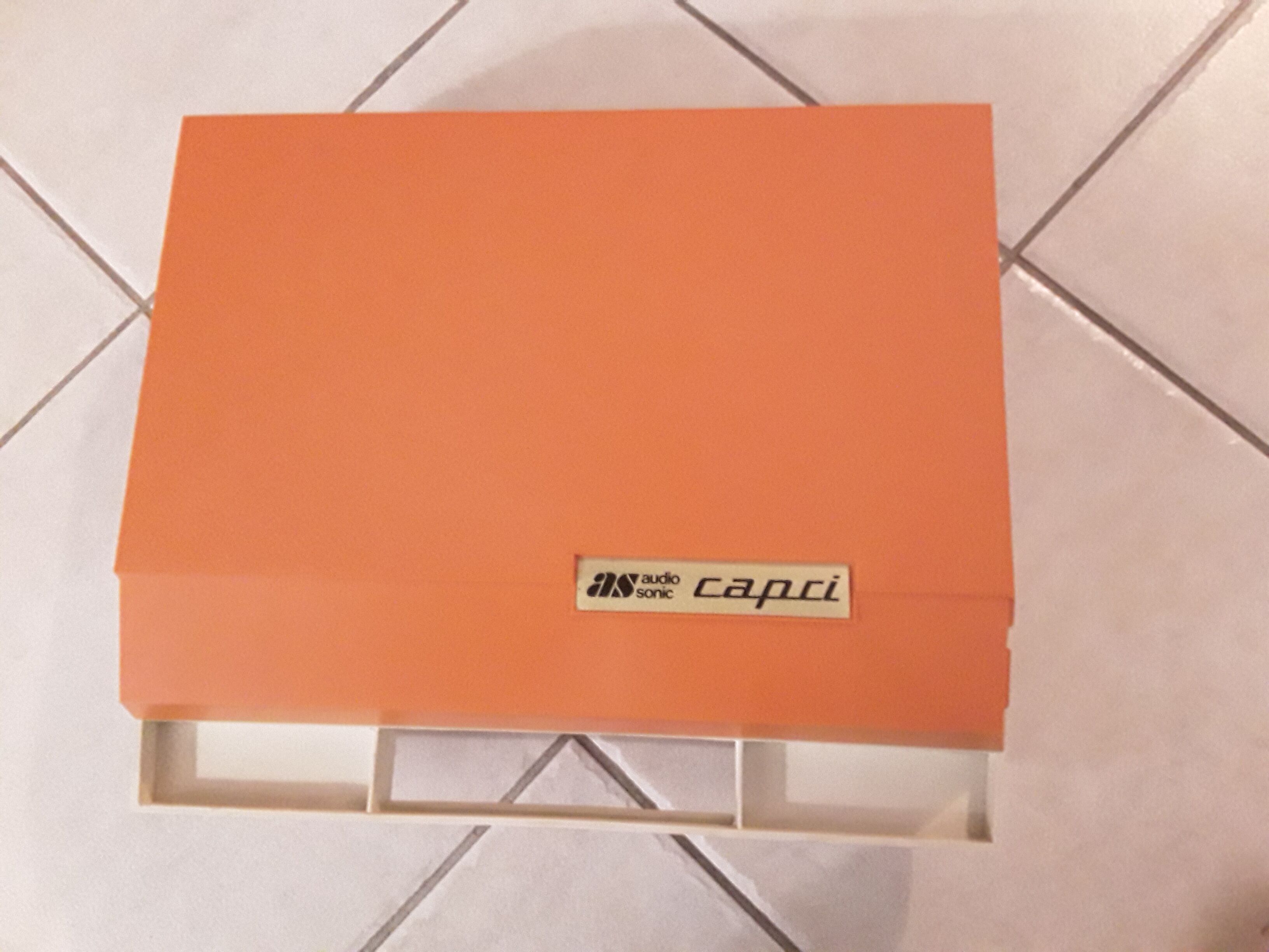 Turntable vintage orange Audio Sonic Capri 70s