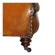 Victorian Chesterfield canapé from 1890 in restored leather, stamped Cornelius V. Smith.