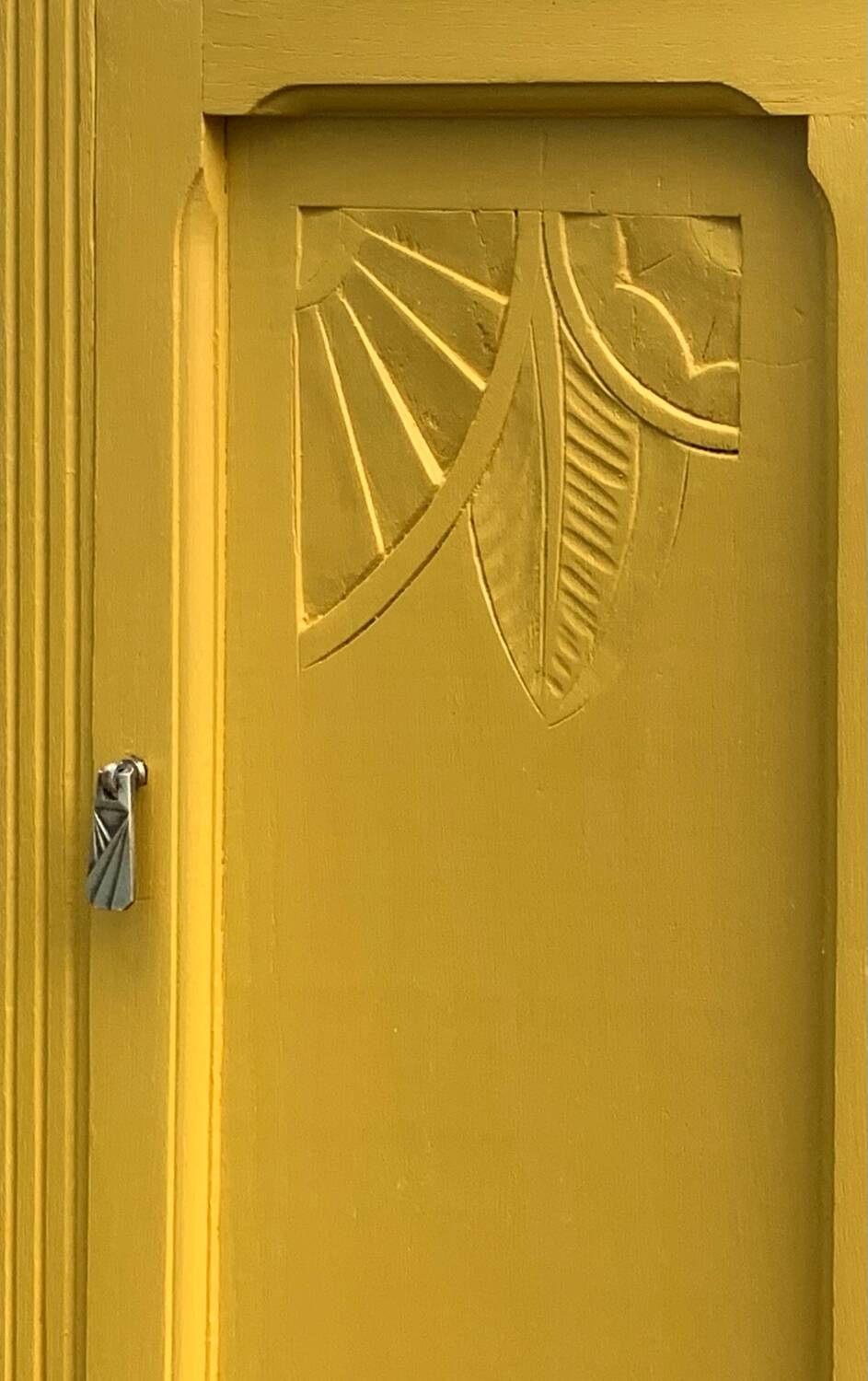 Parisian art deco buffet in yellow ochre