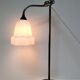 Lampe art déco laiton argenté et opaline