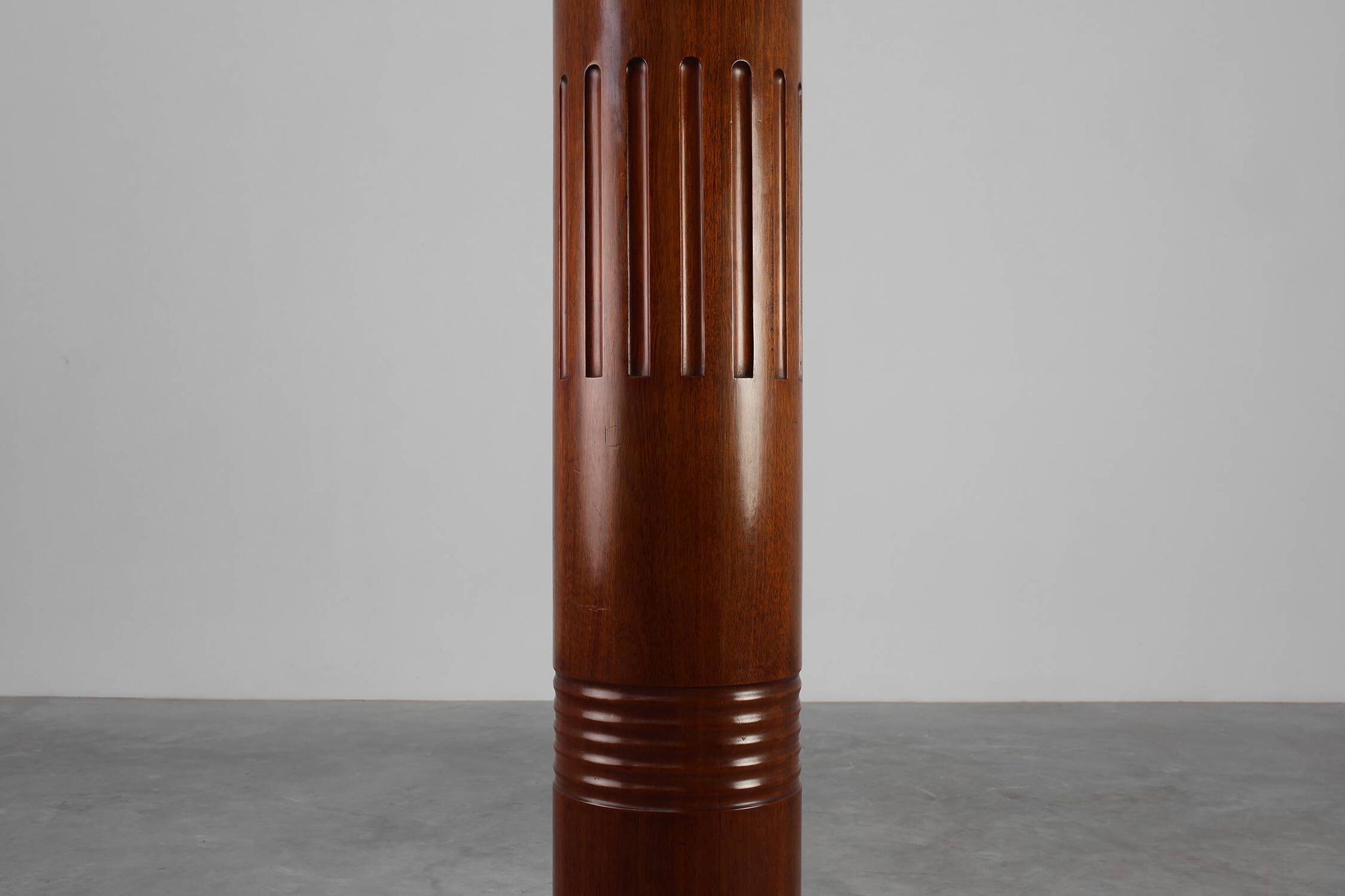 Sculptural Art Deco solid Wooden Pedestal, France ca. 1925