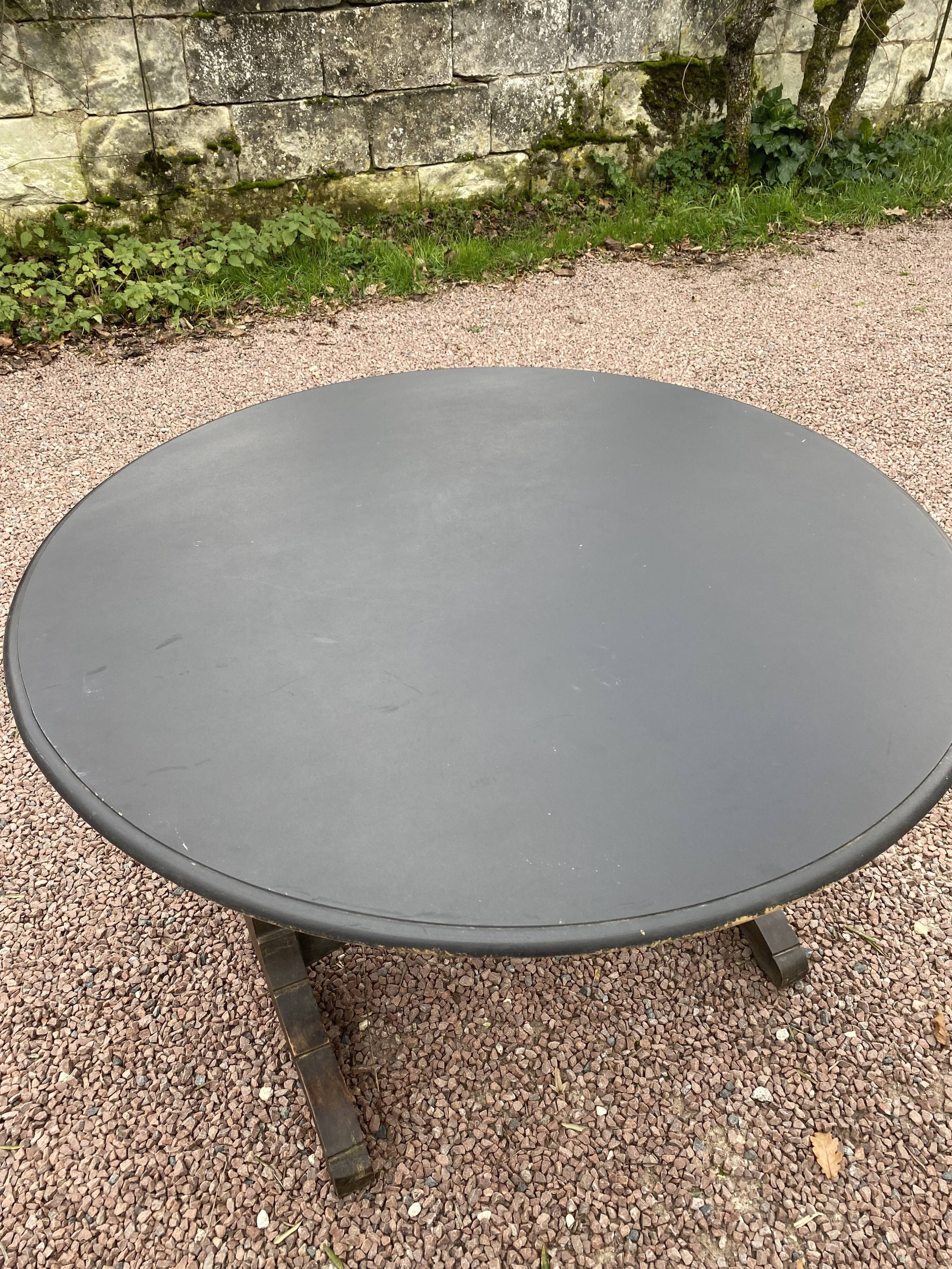 Oak winegrower's table