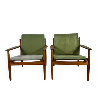 Pair of mid-century modern Danish armchairs in teak with customisable cushions – 1960