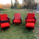 3 fauteuils avec poufs, années 1960