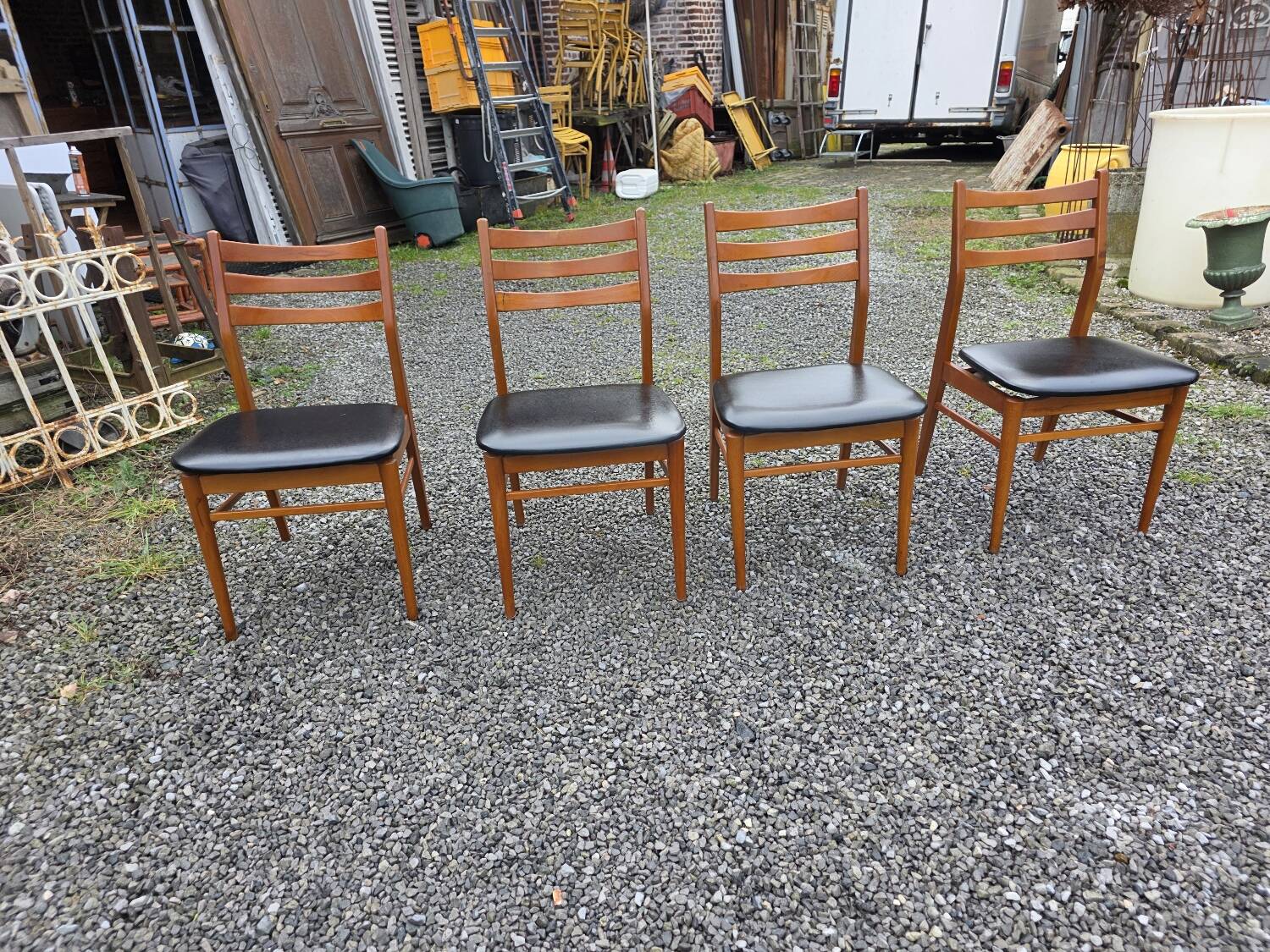 4 Scandinavian chairs from the 1960s