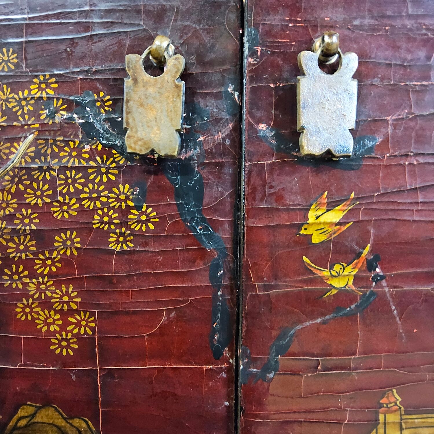 Vintage Chinese cabinet (red/gold) traditional scene bohomian