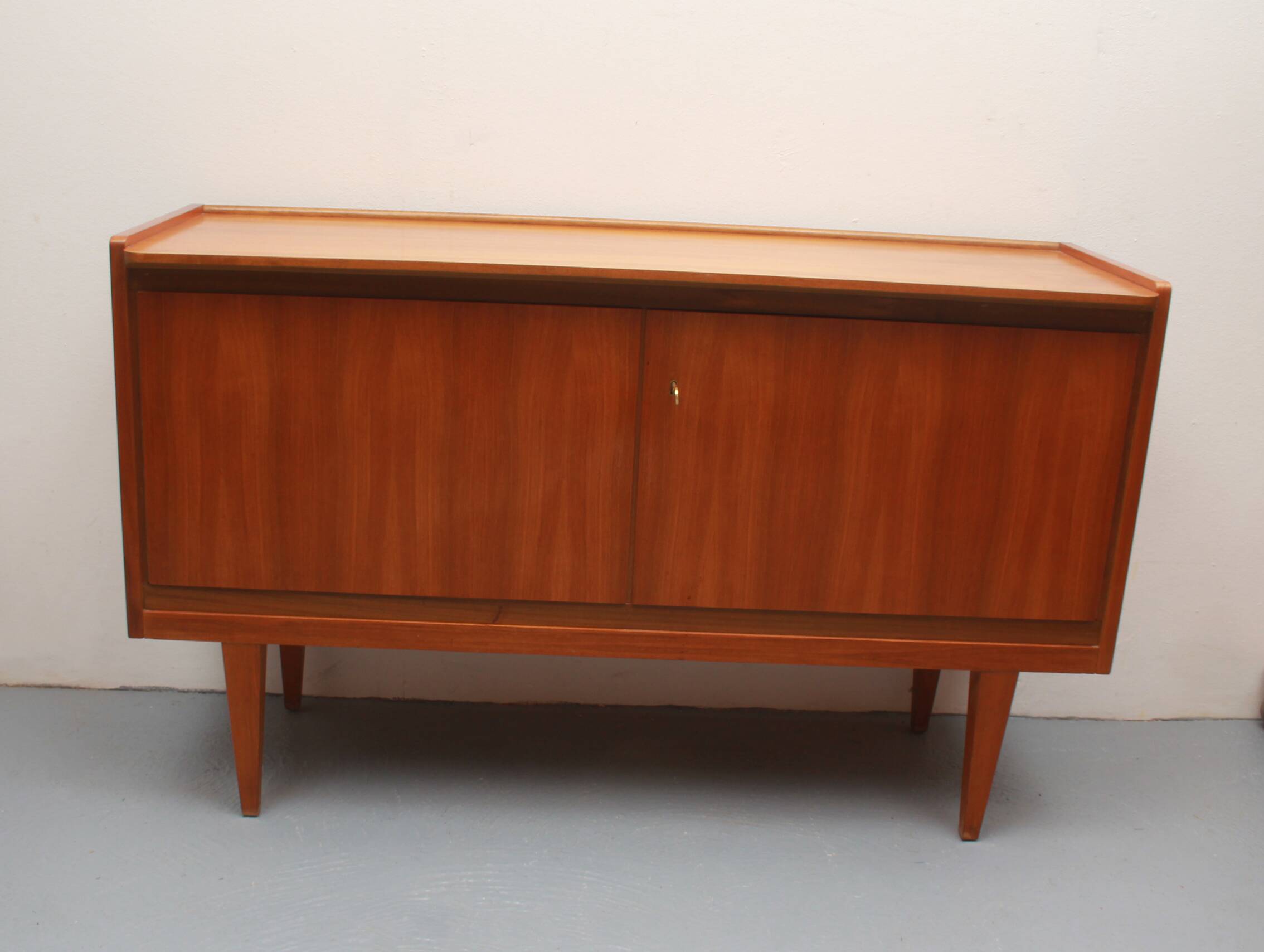 1950s sideboard in walnut