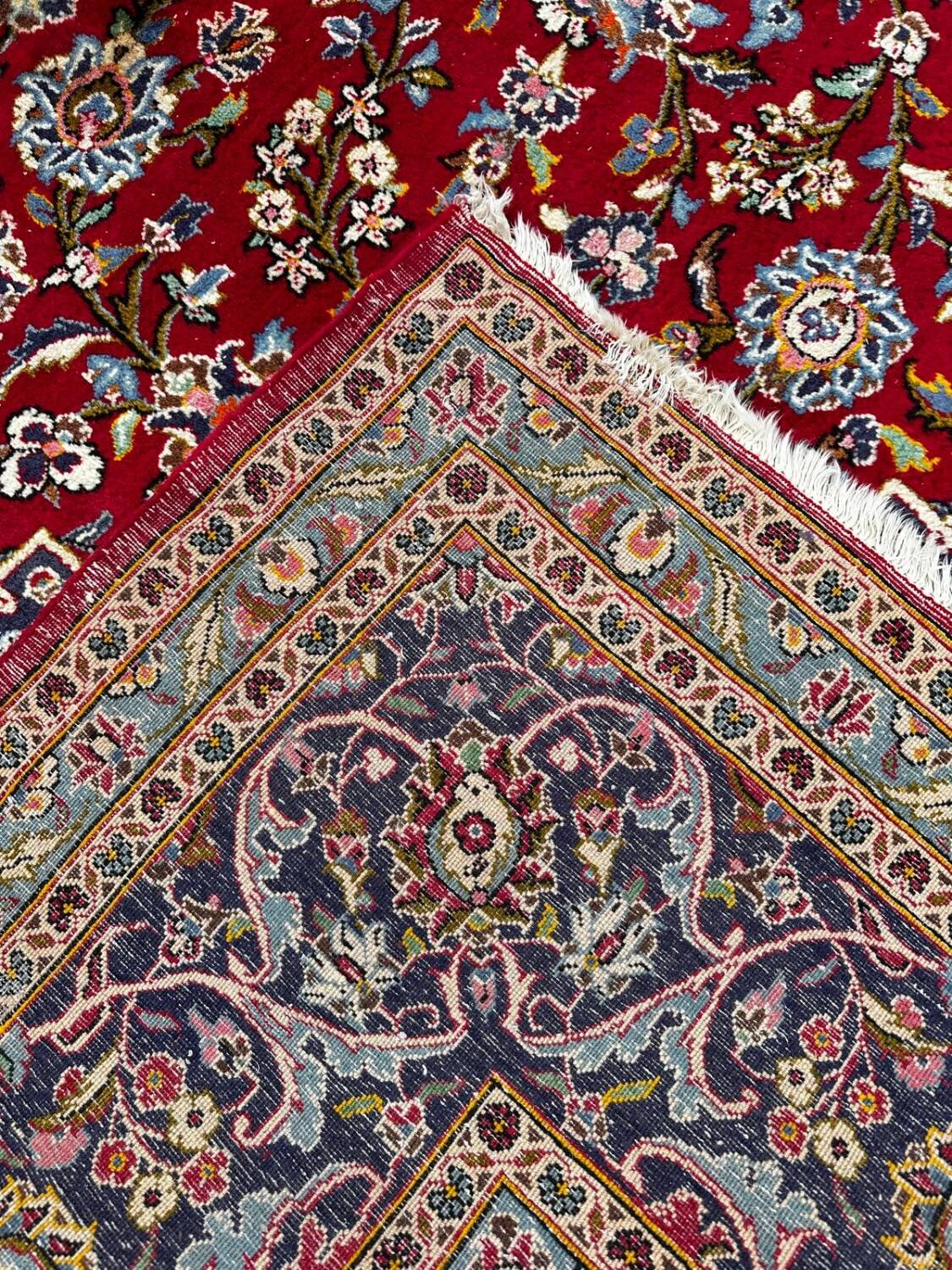Large Persian rug 4.5m x 3m
