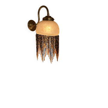 Applique avec abat-jour en verre marbré perlé frange art nouveau
