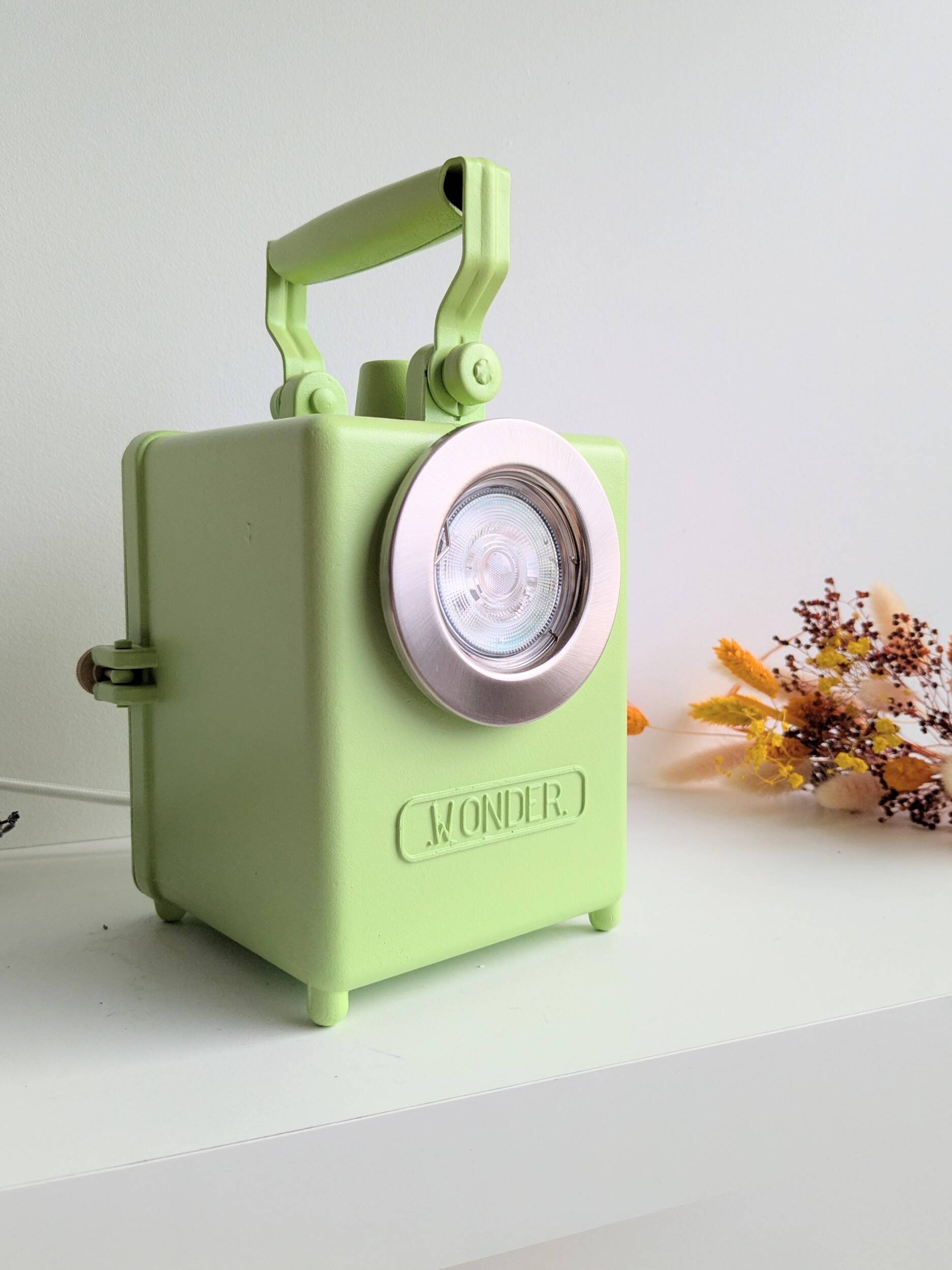 lampe d'ambiance Wonder vert pistache