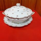 Tureen and its display
