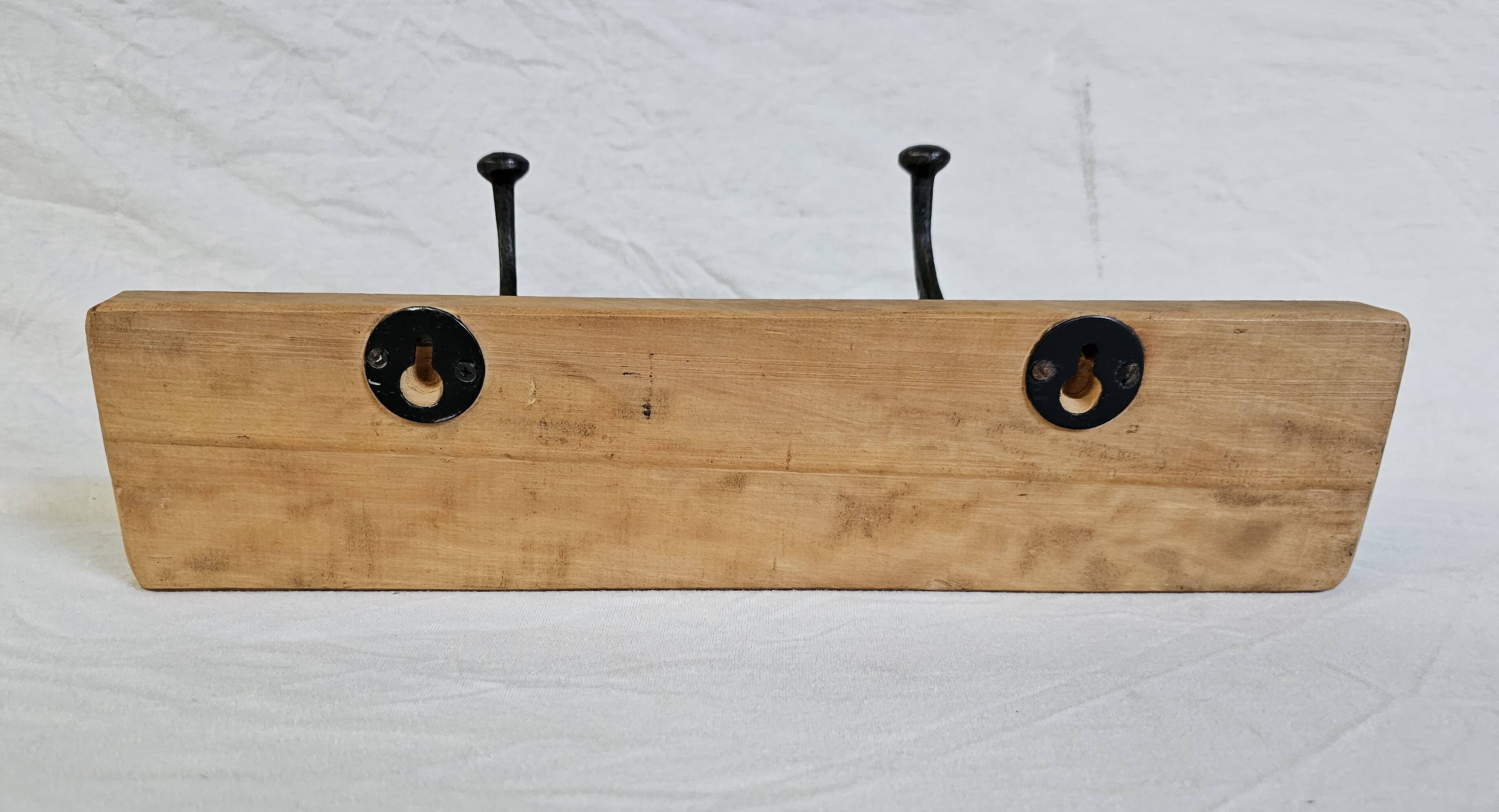 Solid teak coat hook with 2 double cast iron hooks