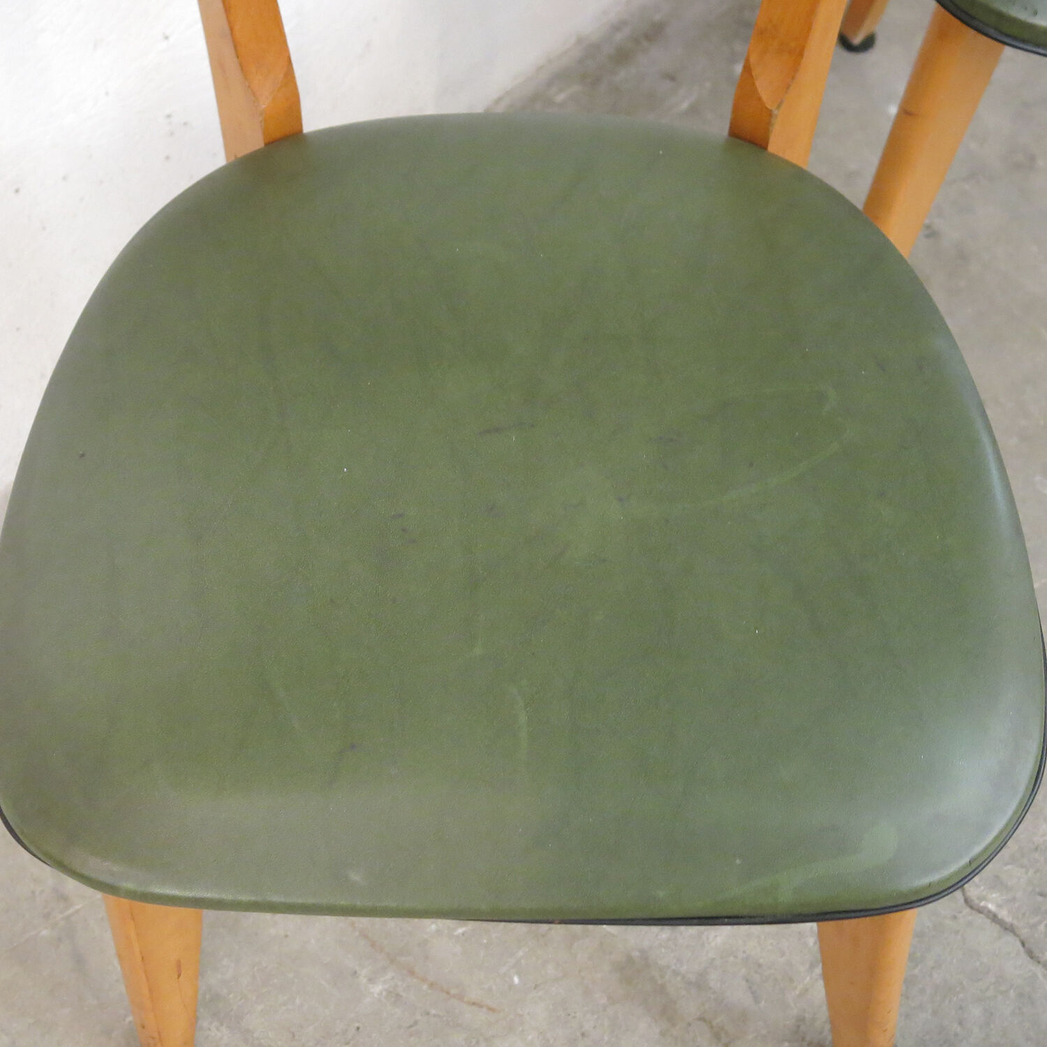 Paire de chaises bistrot des années 50