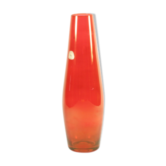 Red glass vase by Alfred Taube, Germany 1960s.