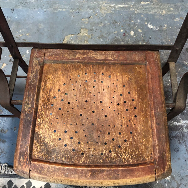 Anciens fauteuils de cinéma, début XXème