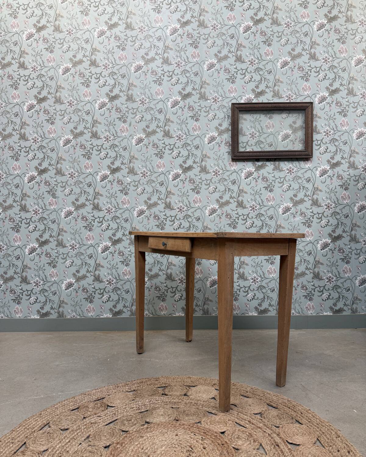 Vintage desk (renovated)