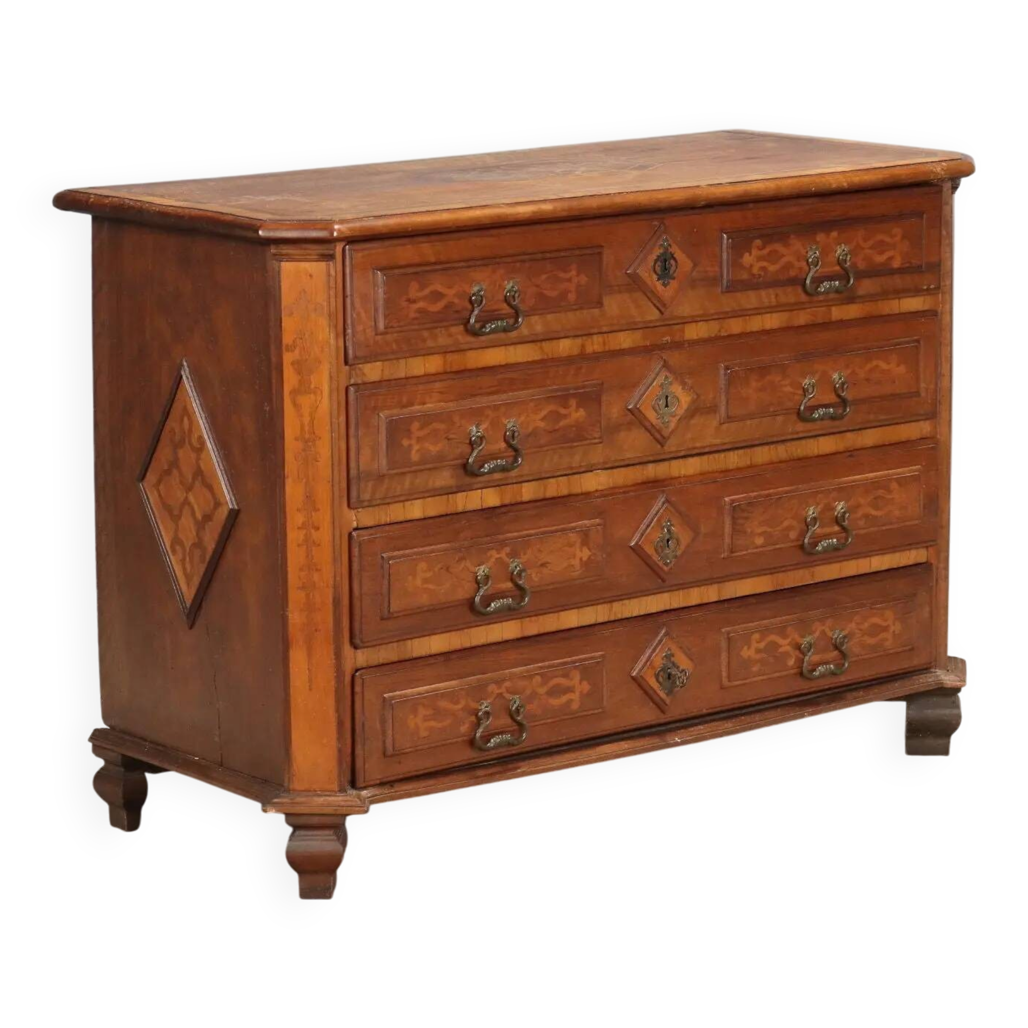 Antique baroque walnut chest of drawers with 4 drawers, 18th century.