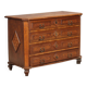 Antique baroque walnut chest of drawers with 4 drawers, 18th century.